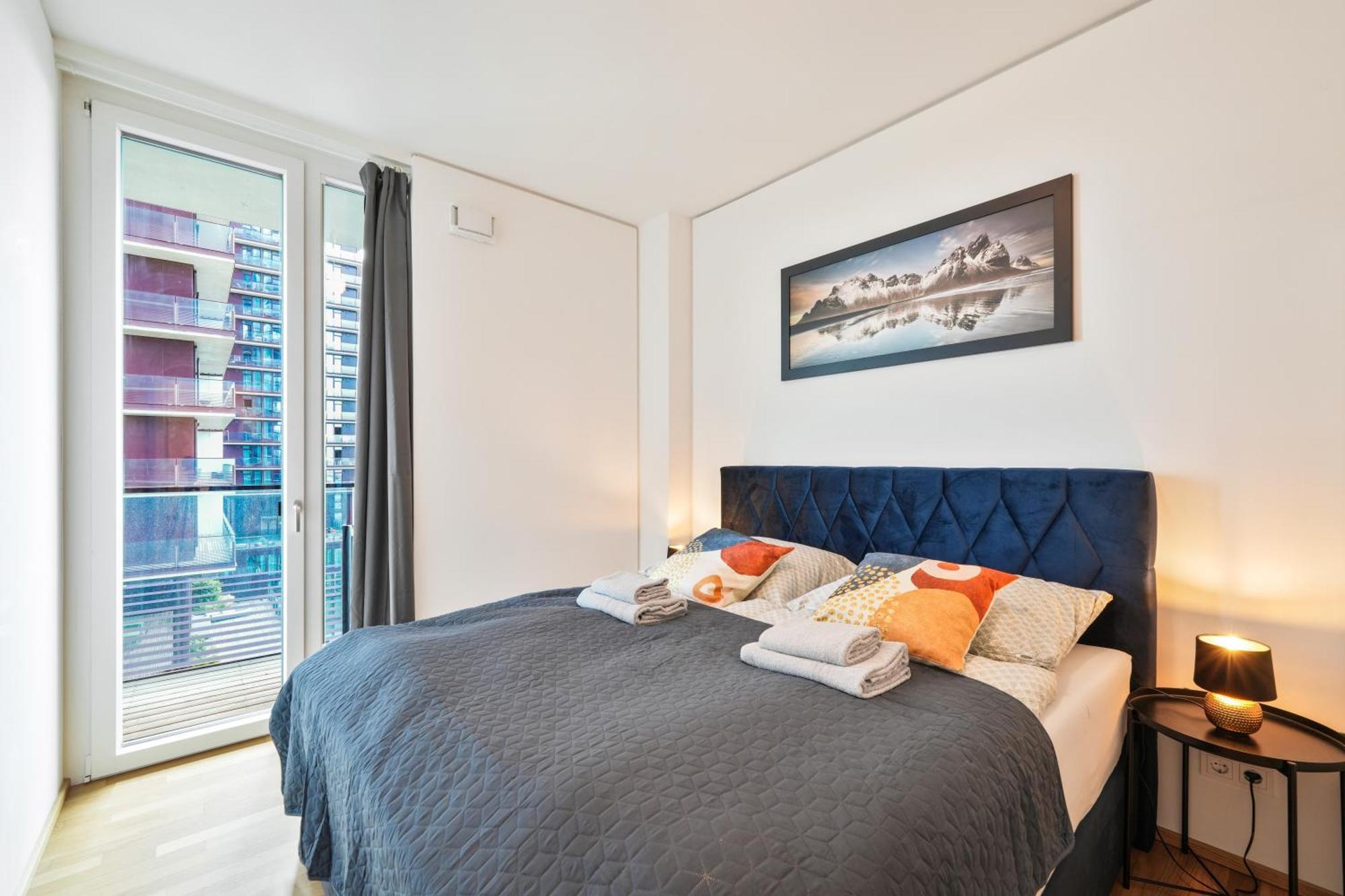 Vienna Sky Apartment I Rooftop Pool I Netflix エクステリア 写真